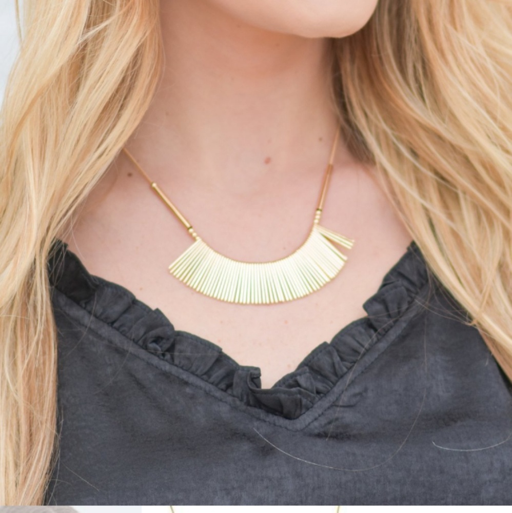 Snake Chain and Mini Bars Necklace